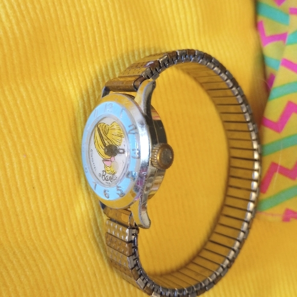 Vintage Swiss Made Barbie Ponytail Watch - Picture 3 of 11